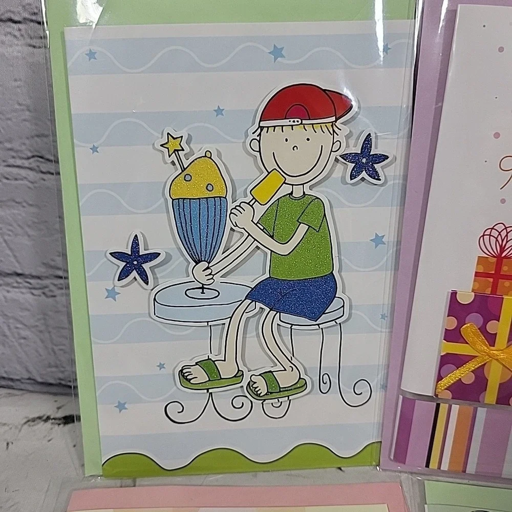 New Greeting Cards Lot Of 4 Happy Birthday 3D Clip-Art With Envelopes